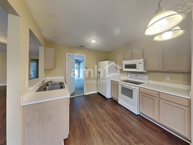 Building Photo - 12519 Dawn Vista Dr