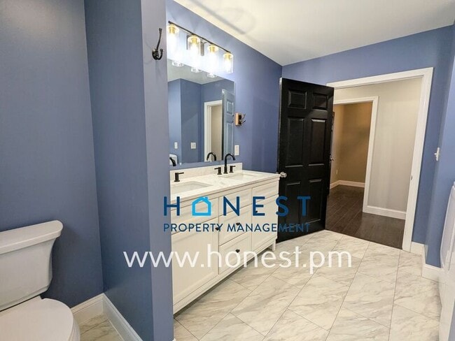 Building Photo - 20 Lexi Ln