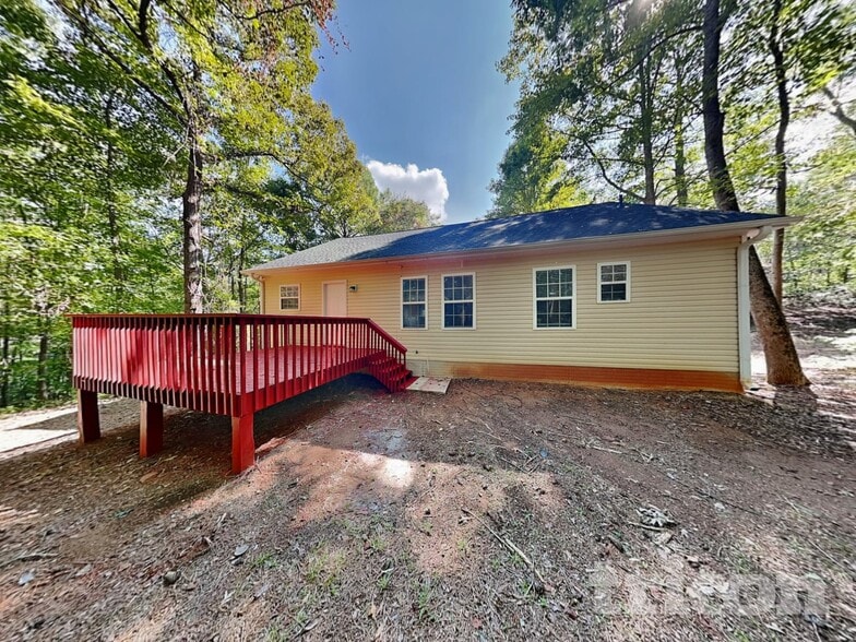 Building Photo - 535 Brentwood Blvd