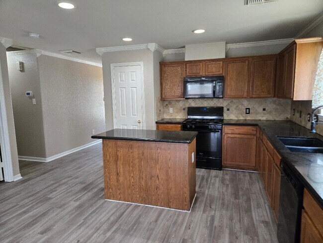 Building Photo - 3162 Crossout Ct