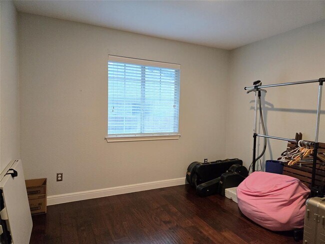 Building Photo - 4701 Muskdeer Dr