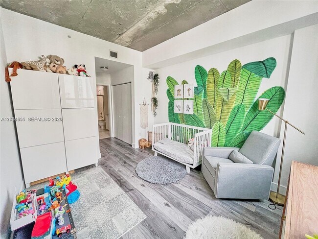 Building Photo - 2275 Biscayne Blvd