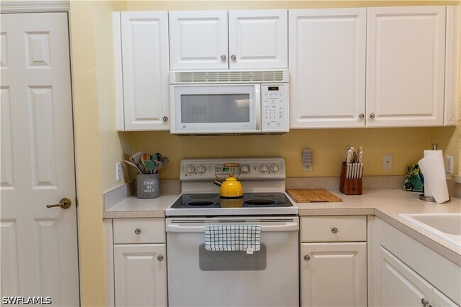 Building Photo - 3950 Loblolly Bay Dr