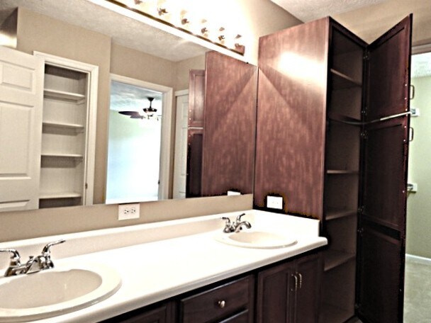 Building Photo - 6957 Spring Farm Ct