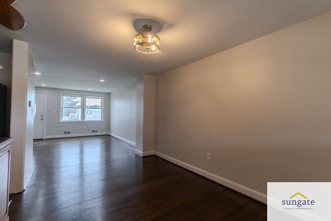 Building Photo - 5405 Moravia Rd