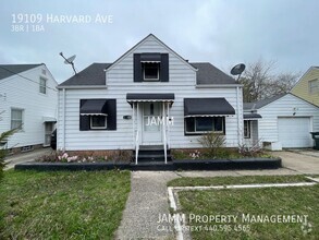 Building Photo - 19109 Harvard Ave