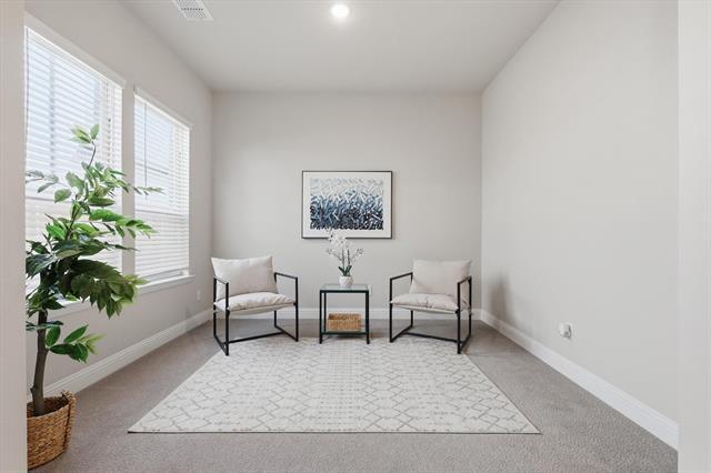 Building Photo - 8240 Ottowa Rdg