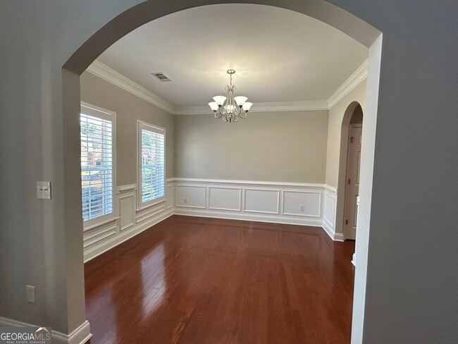 Building Photo - 765 Scenic Creek Dr SW