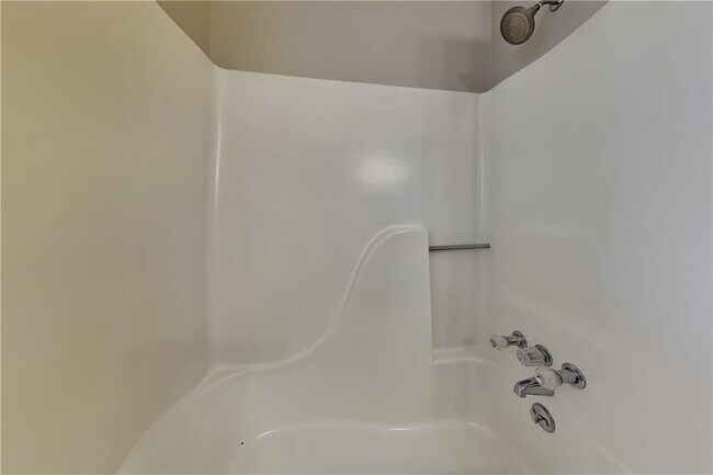 Building Photo - 139 Plantation Trce