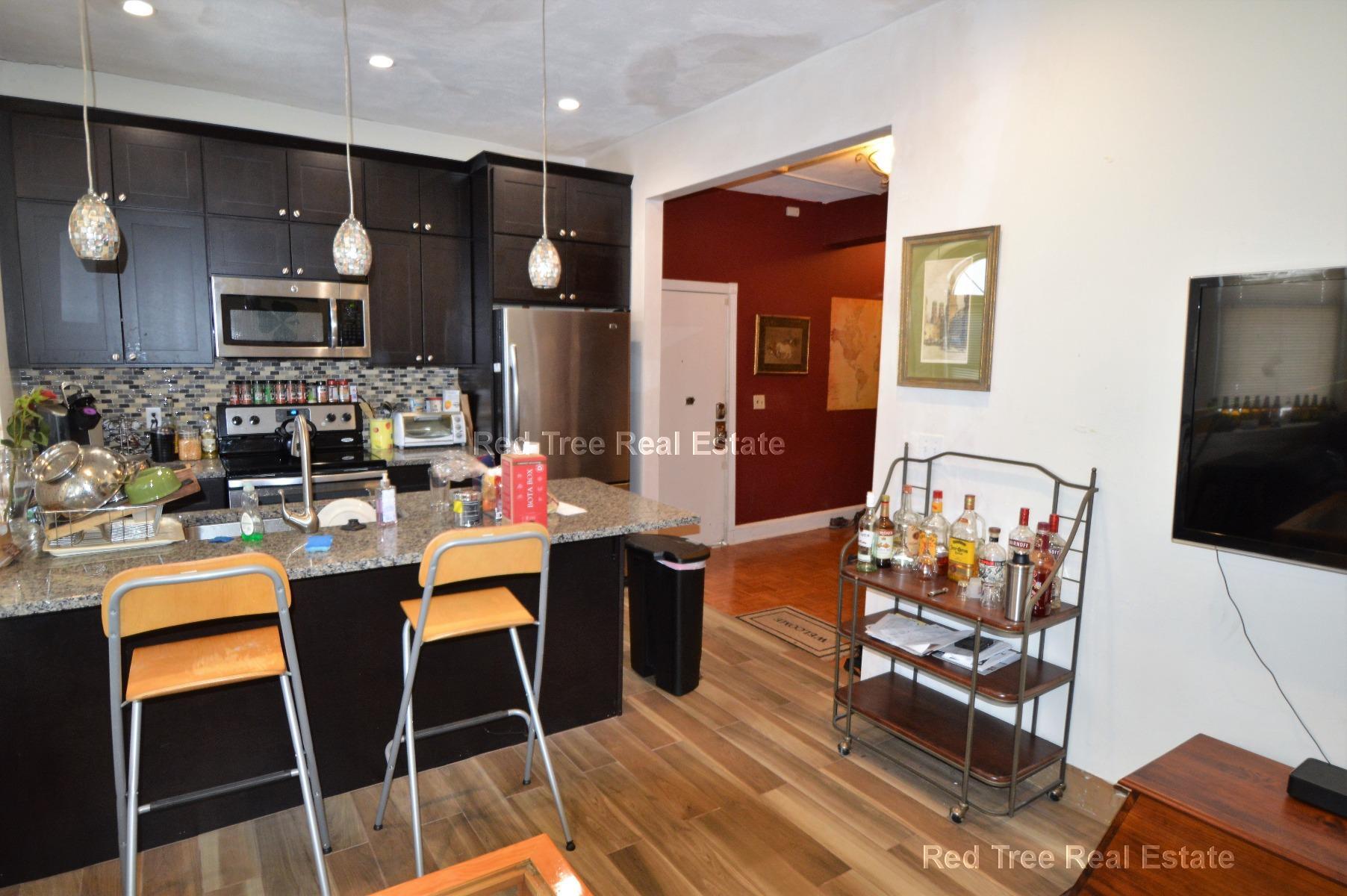 Building Photo - 25 Chester St