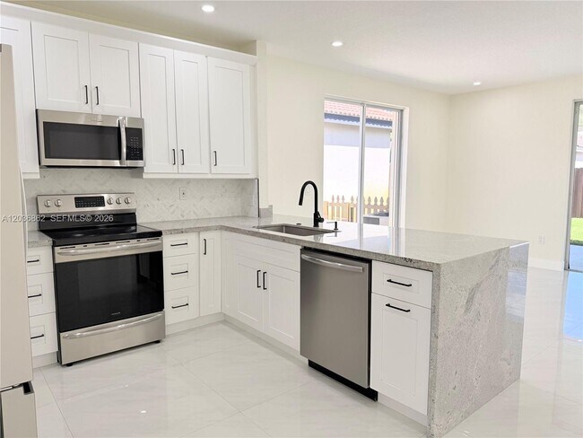 Building Photo - 8024 NW 198th Terrace