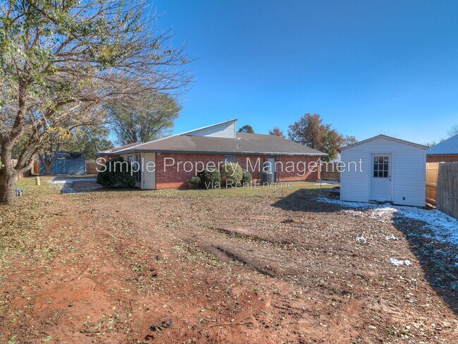 Building Photo - 3837 Sunward Cir
