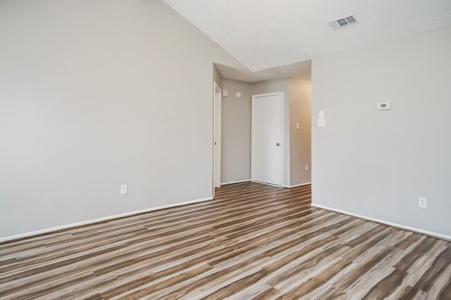 Building Photo - 4514 Tylergate Dr