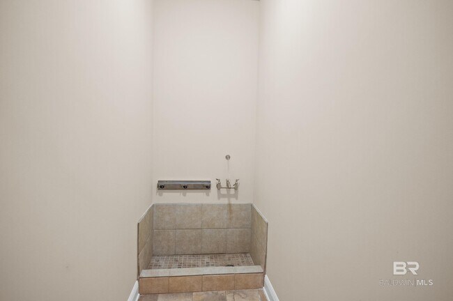 Building Photo - 29320 Acorn Knoll Dr