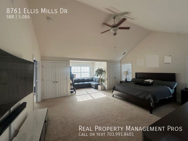 Building Photo - 8761 Ellis Mill Dr