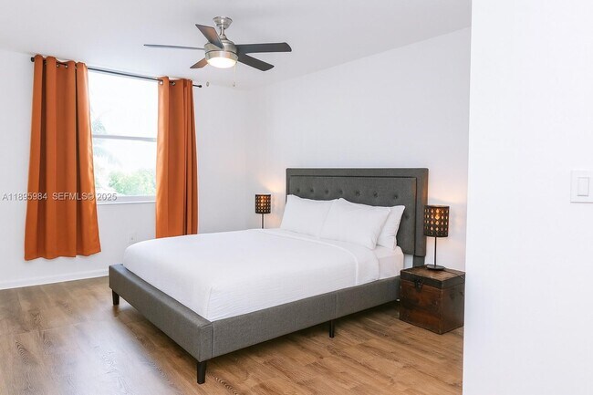 Building Photo - 2711 Ocean Club Blvd