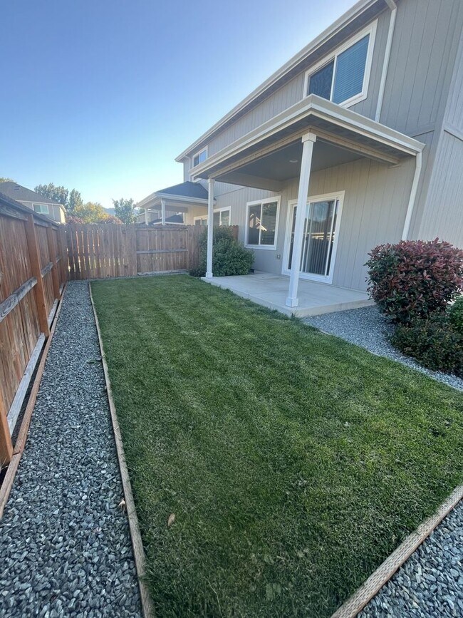 Building Photo - 1835-1837 Lillian St