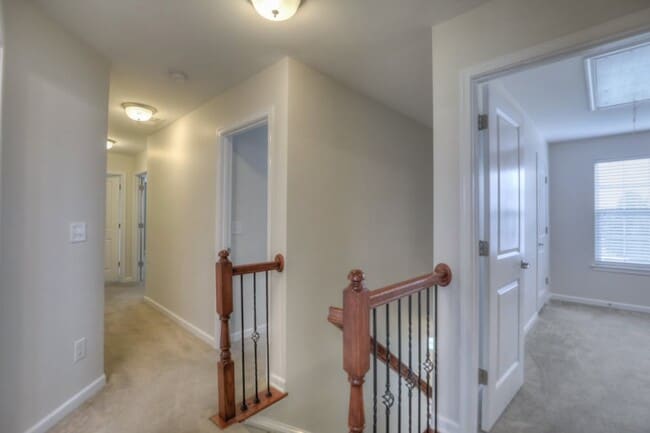 Building Photo - 2518 Broome St