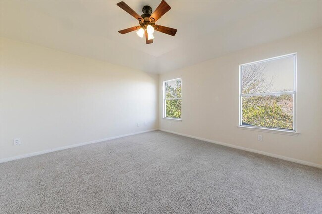 Building Photo - 2403 Branum Dr
