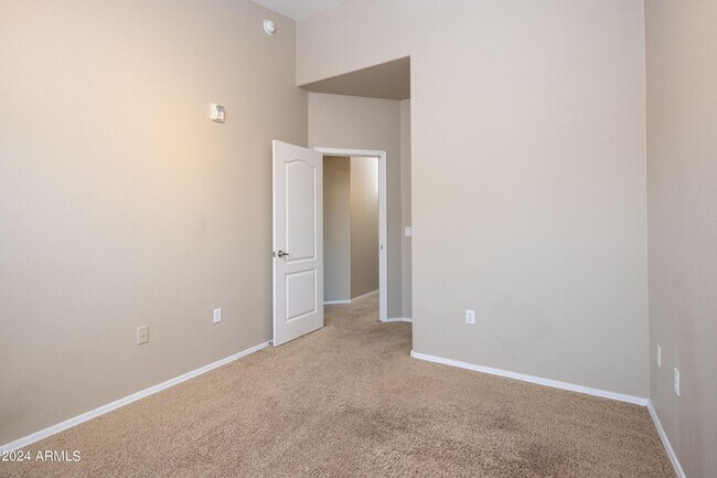 Building Photo - 240 W Juniper Ave