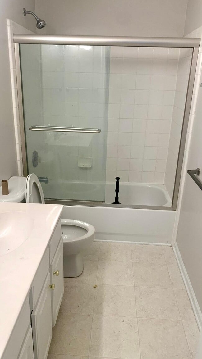 Building Photo - 11106 Knight Castle Dr