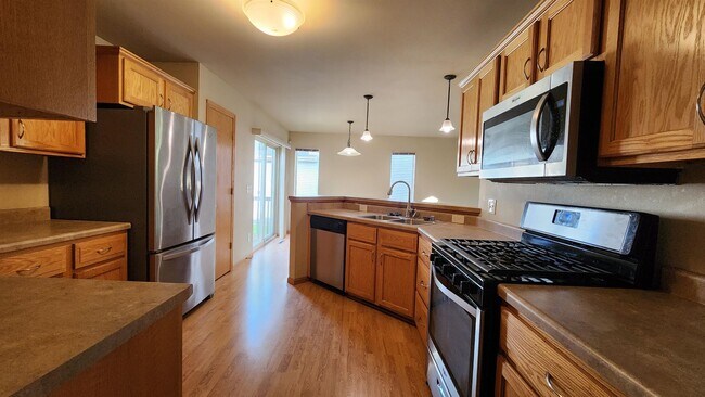Building Photo - 9412 Briar Haven Dr