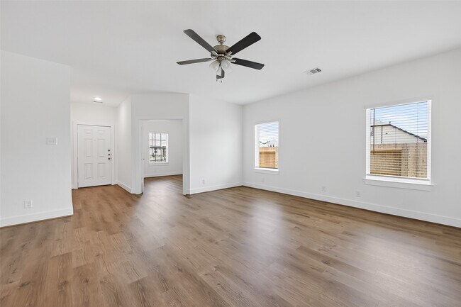 Building Photo - 4506 Blue Mountain Laurel St