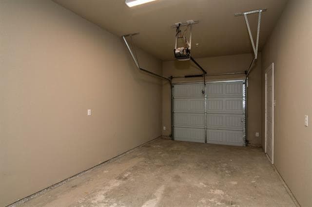 Building Photo - 655 Harvest Moon Dr