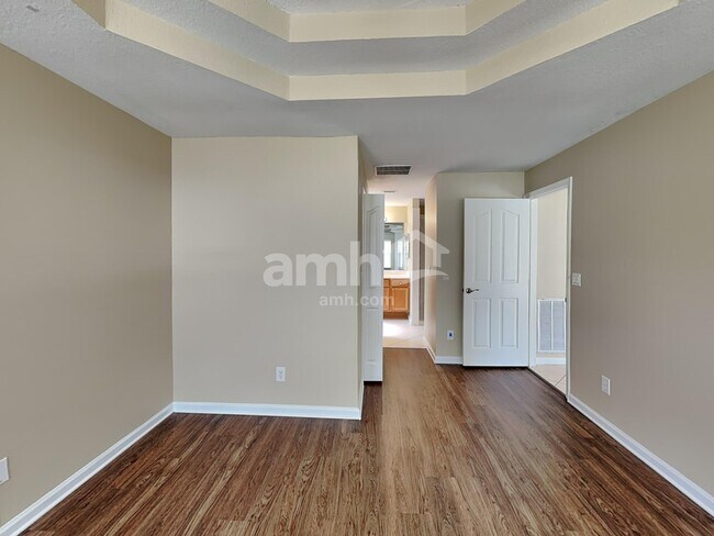 Building Photo - 1201 SW Minyo Ave