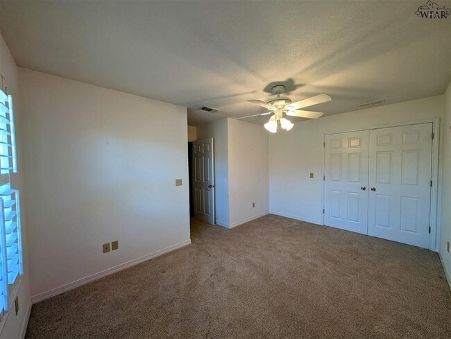 Building Photo - 1431 Cherokee Cir