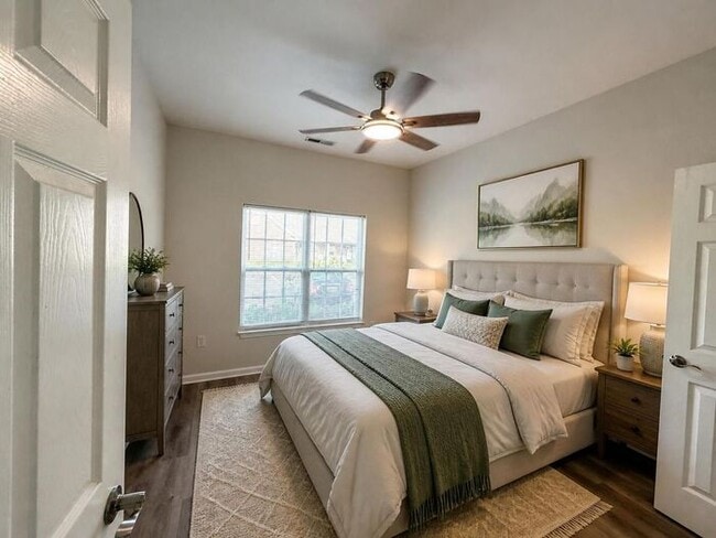 Building Photo - Independence South Brick One Level Patio Home. UPDATED! Open Floor Plan, Clean, Pets Ok!