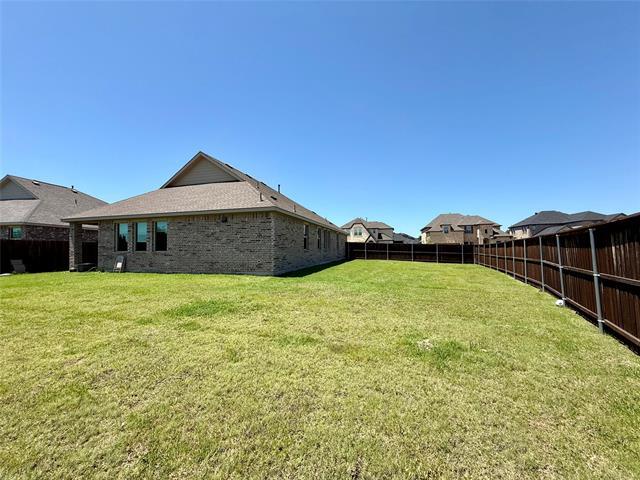 Building Photo - 1601 Lake Grove Dr