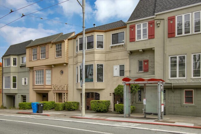 Building Photo - 2739 Turk Blvd
