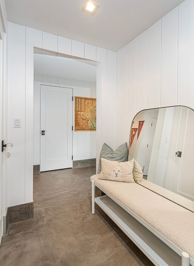 Building Photo - Coronado Beach House