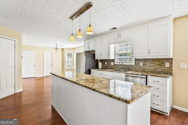Building Photo - 1376 Bramlett Forest Ct SE