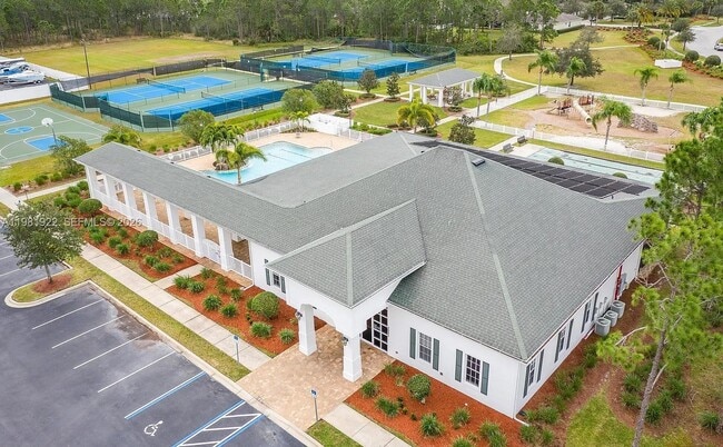 Building Photo - 870 Remington Green Dr SE