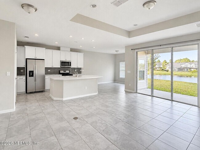 Building Photo - 142 Ness Cir