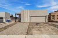 Building Photo - 125 Via Rojas