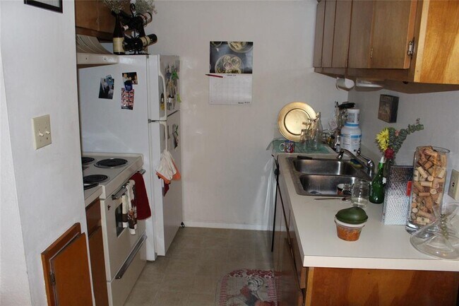 Primary Photo - 3316 Guadalupe St