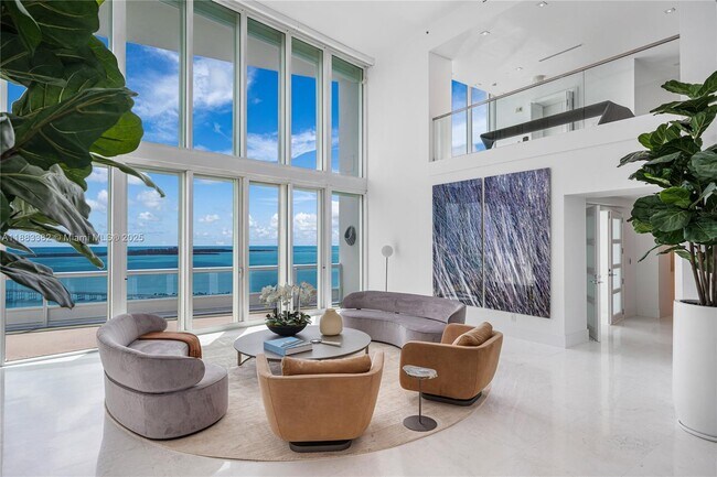 Building Photo - 1643 Brickell Ave