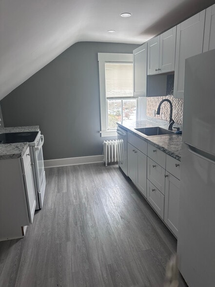 Building Photo - 3 Sylvania Rd