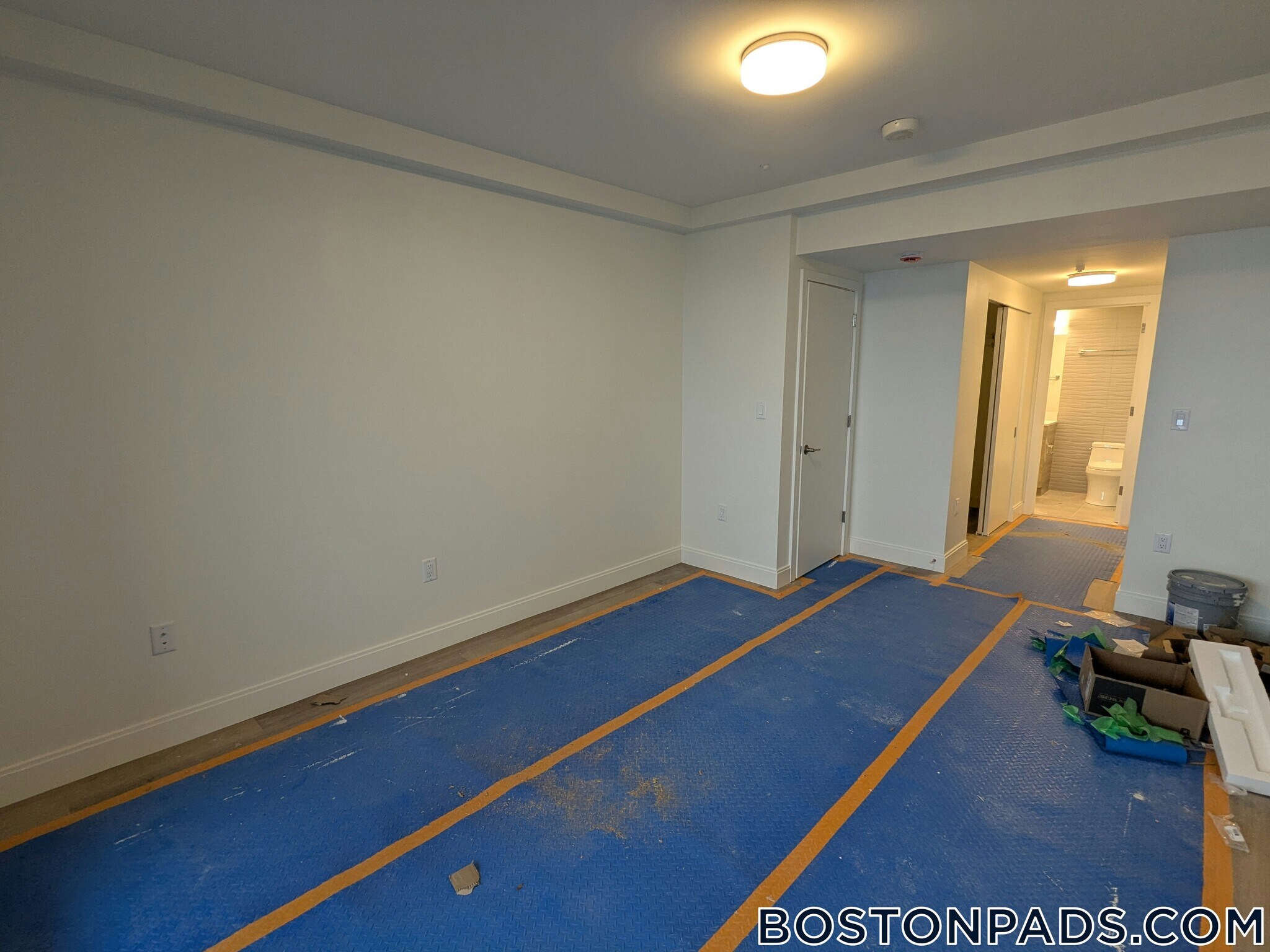 Building Photo - 1079 Commonwealth Ave