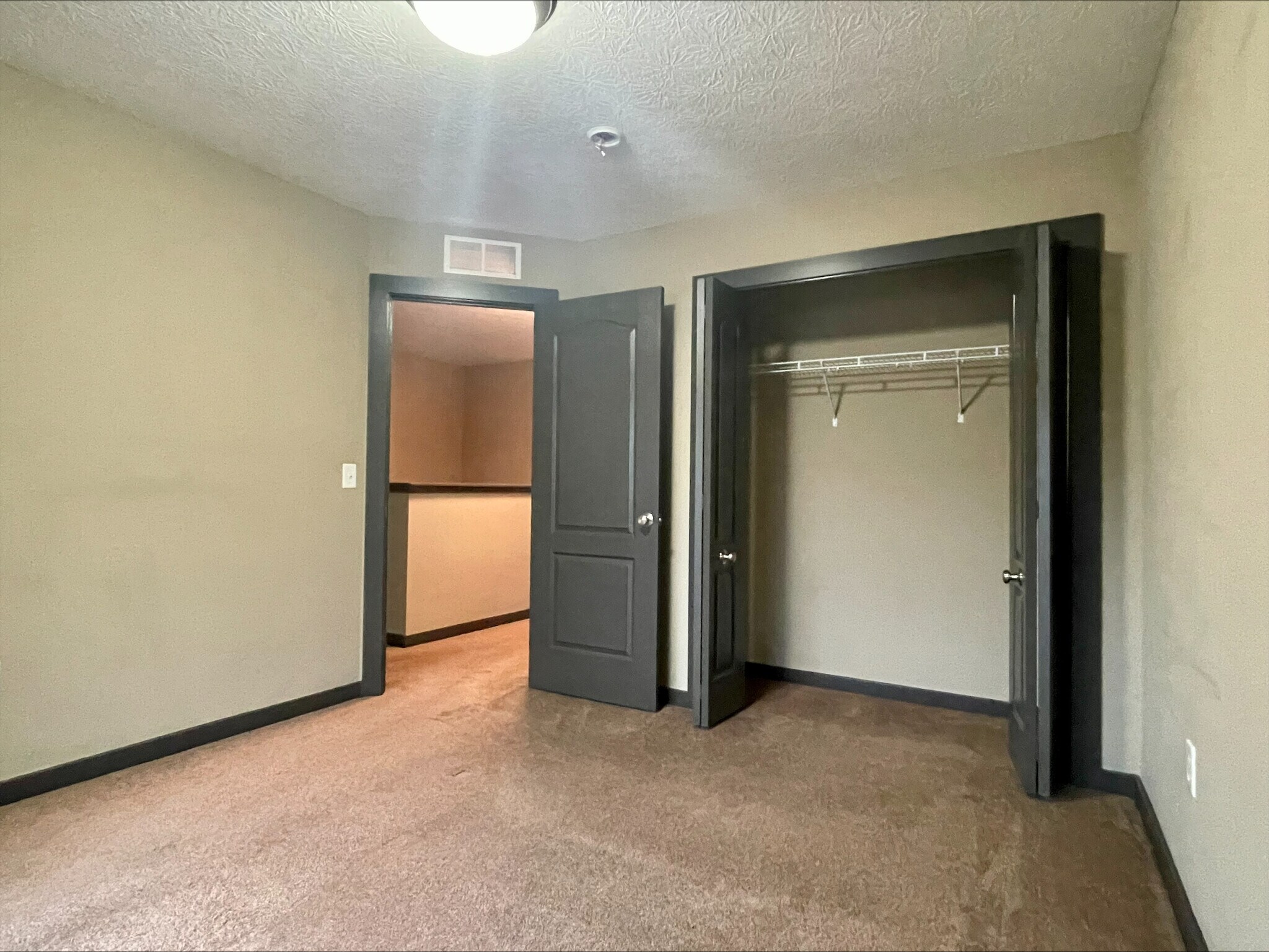 Building Photo - 117 N Howard St