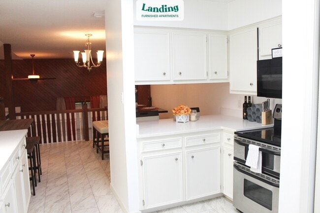 Building Photo - 6441 Cedar Bend Ct