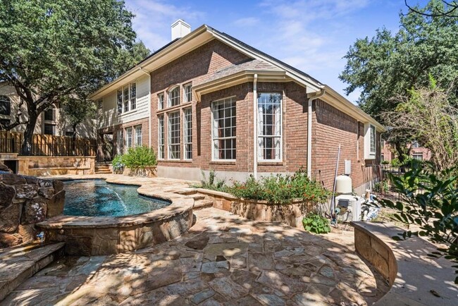 Building Photo - 10605 Coreopsis Dr
