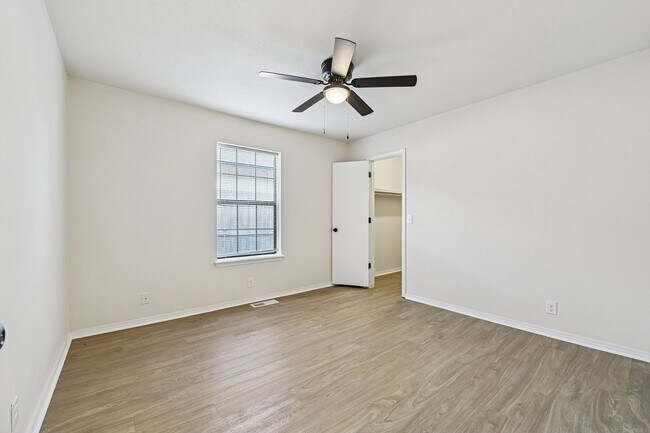 Building Photo - Newly Renovated Broken Arrow Beaut! Available for Immediate Move In!