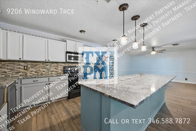 Building Photo - 9206 Windward Trce