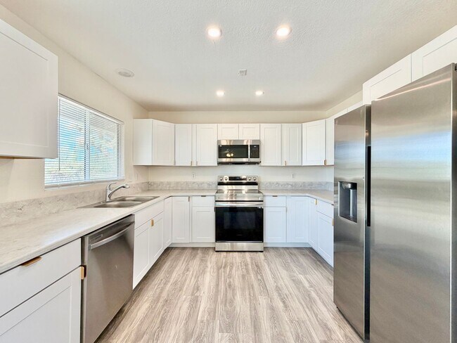 Building Photo - 57826 Joshua Ln