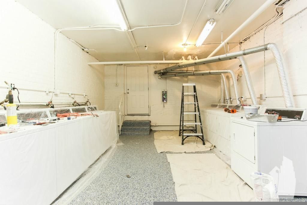 Building Photo - 1530 N Kedzie Ave