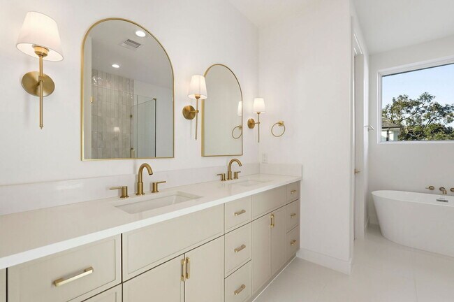 Building Photo - 3826 Wilmer St